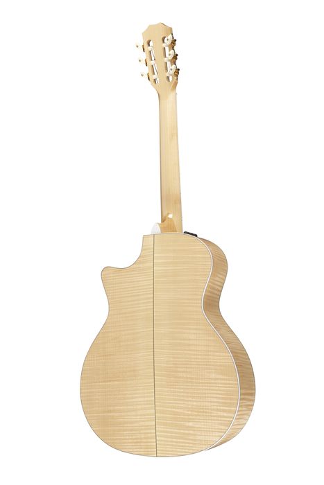 Taylor_614ce-N_Maple_Spruce_Nylon_String4.jpg